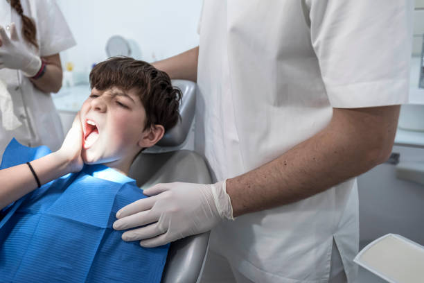 Best Emergency Treatment for Jaw Pain or Injury in Lake Mack Forest Hills, FL